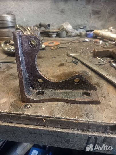 Кронштейн для гур