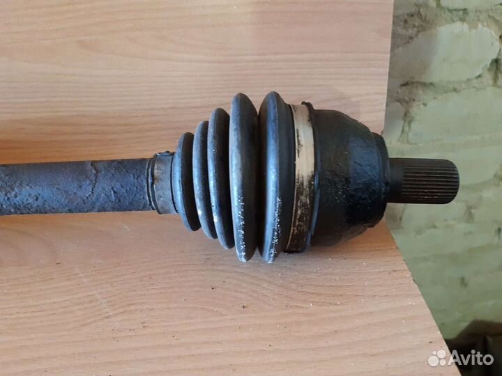 Привод правый дв. 1.6 1.8 Форд Фокус 2 рестайлинг