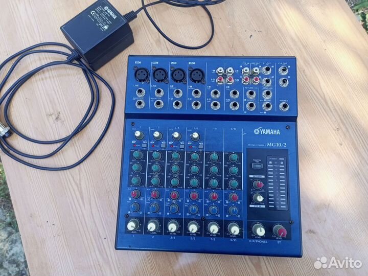Микшерный пульт yamaha mg10/2