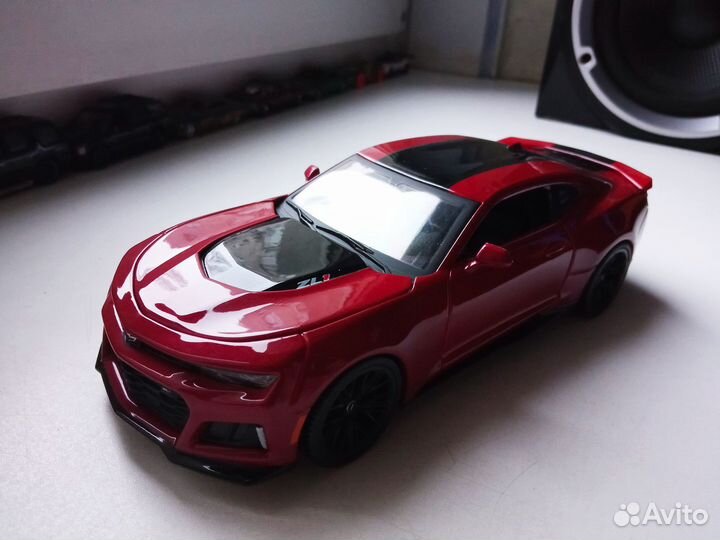 Модель Chevrolet Camaro ZL1/24