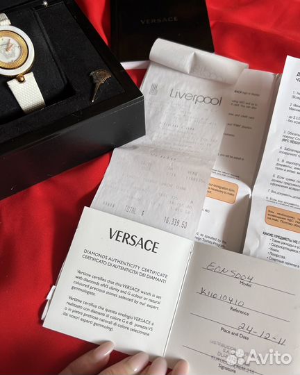 Часы Versace