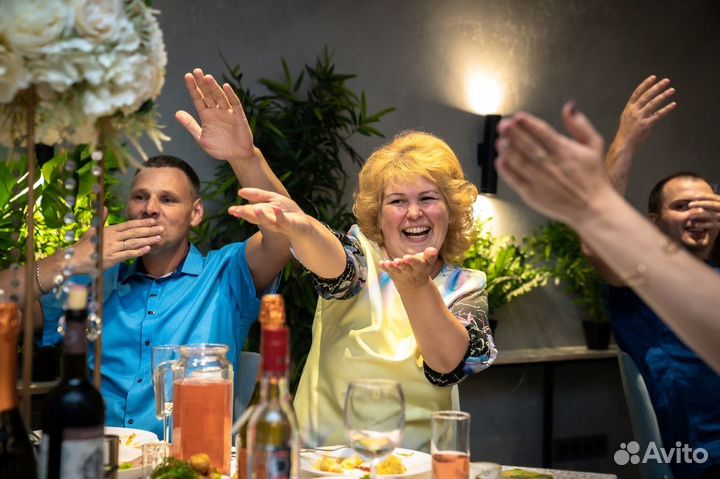 Поющая ведущая и DJ