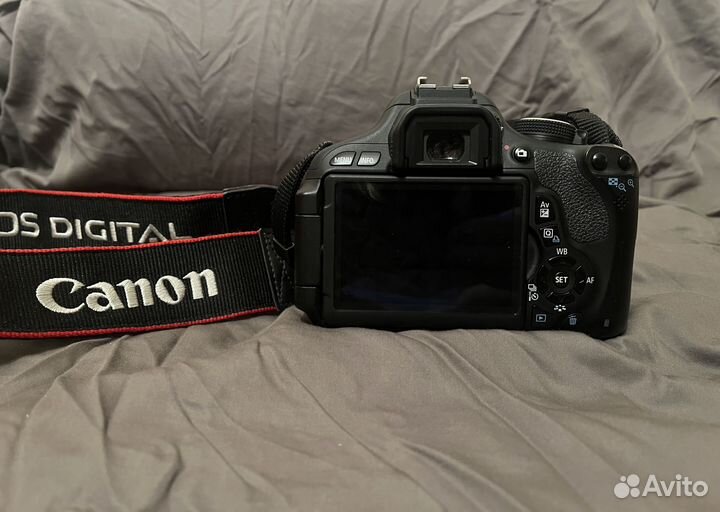 Фотоаппарат Canon eos 600d EF-S 18-135 IS Kit