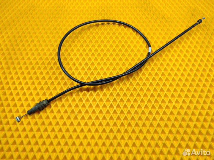 Трос замка капота Mercedes S W221 3.5 M272 2009