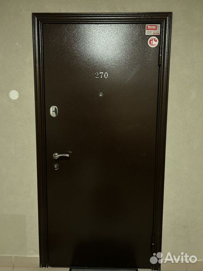 Дверь входная металлическая