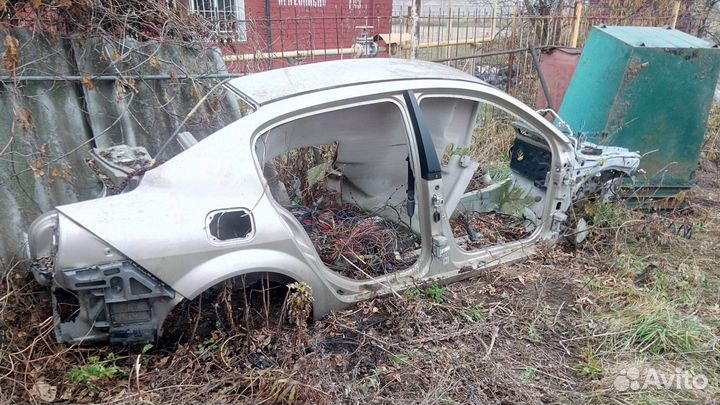 Крыло заднее правое лонжерон порог Рено Меган 2