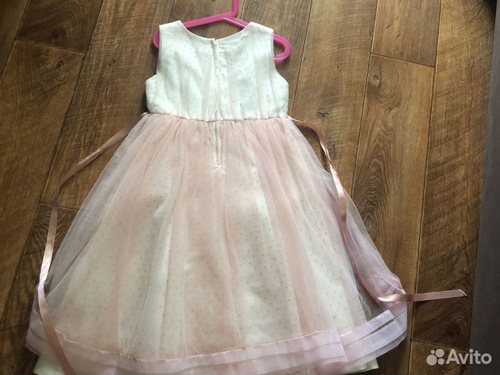 Платье для девочки нарядное