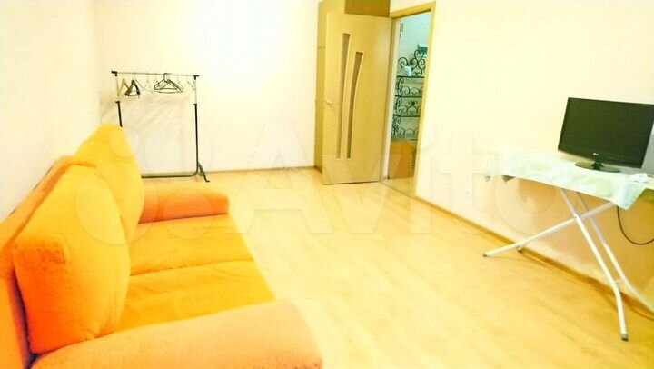 2-к. квартира, 69 м², 1/9 эт.