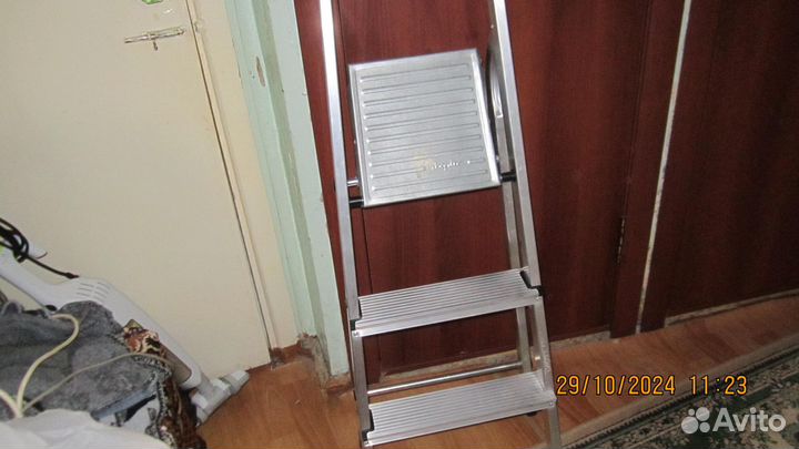 Продам стремянку