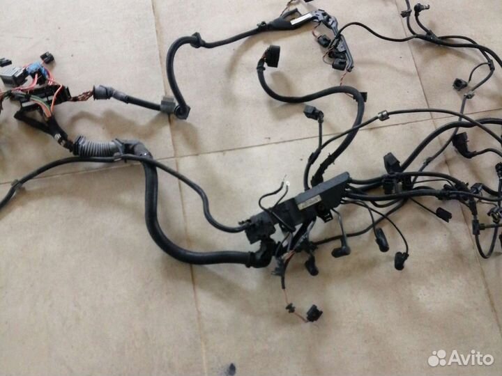 Моторное проводка на bmw X3 E83 M47D20 2008год