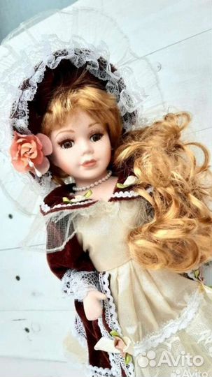 Куклы фарфоровые