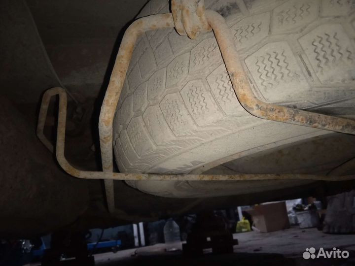 Кронштейн крепления запасного колеса Peugeot 206