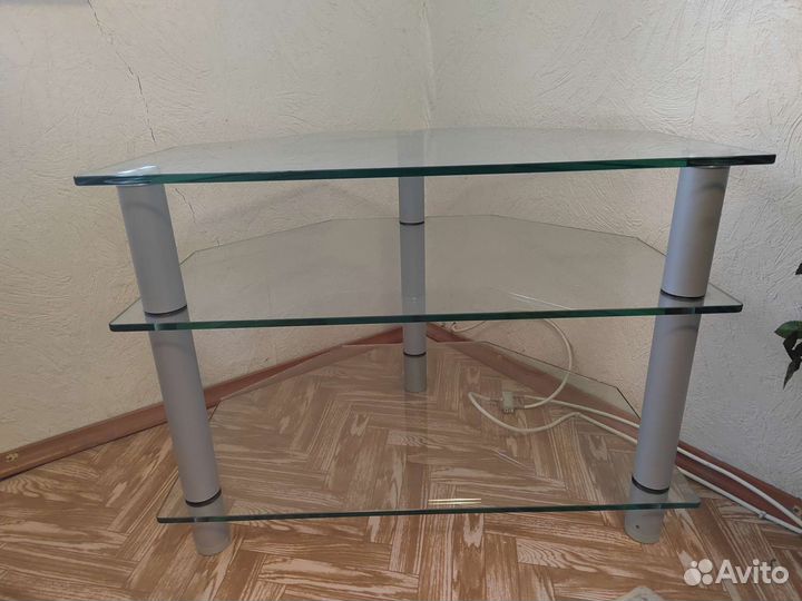 Стеклянная тумба под тв