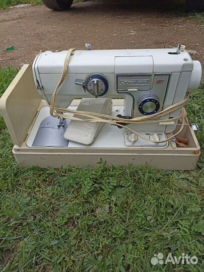 Швейная машина японская juki