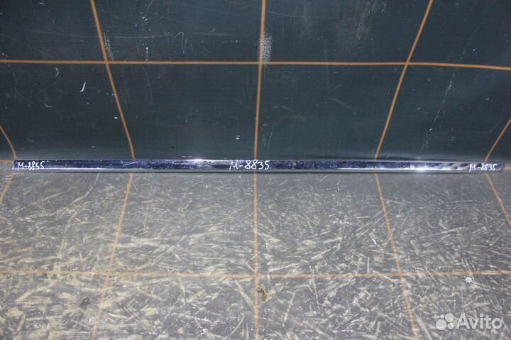 Молдинг двери передней- Mercedes-Benz GLK- X204