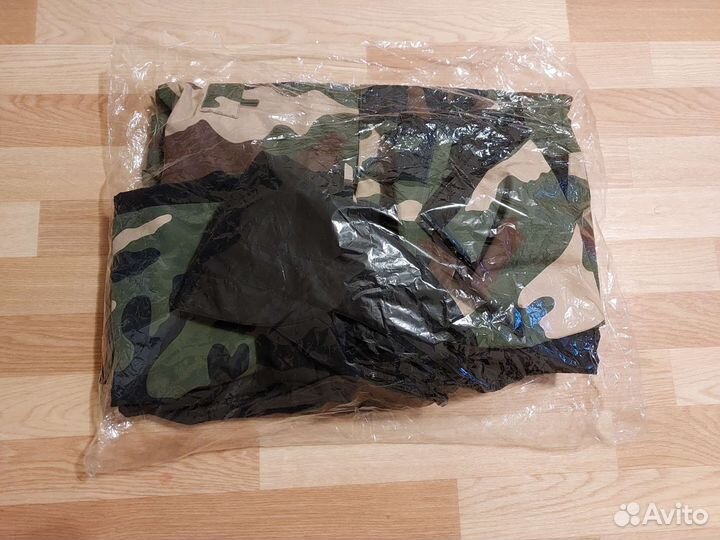 Горнолыжный (сноубордический) комбинезон