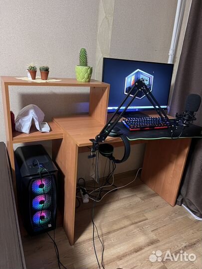 Компьютерный стол бу