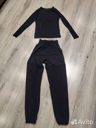 Спортивный комплект новый