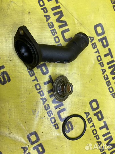 Корпус термостата Skoda Octavia A5