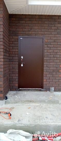 Дверь входная металлическая с терморазрывом