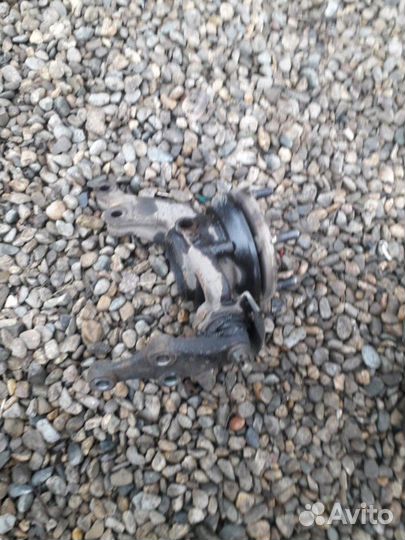 Кулак поворотный ступица Hyundai I30 kia ceed