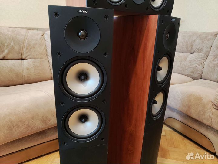 Акустическая система 5.0 Jamo S526 HCS