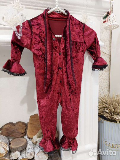 Комбинезон для девочки,с шапочкой