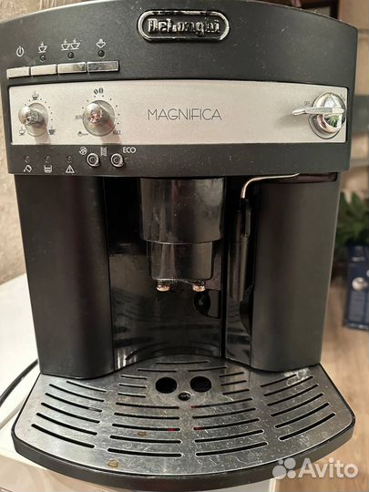 Кофемашина delonghi magnifica esam 3000b