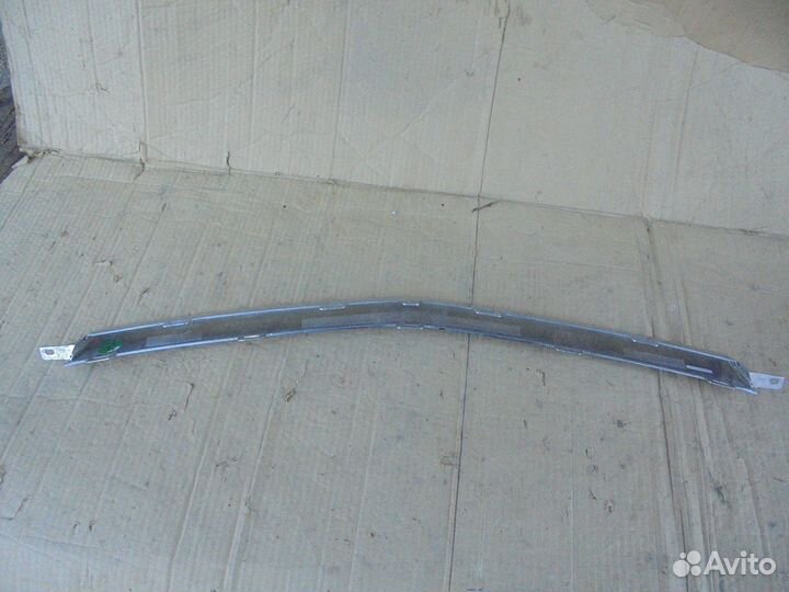 Молдинг переднего бампера Geely Coolray