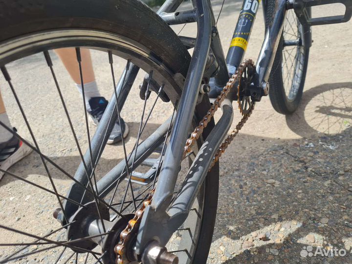 Bmx mongoose l60