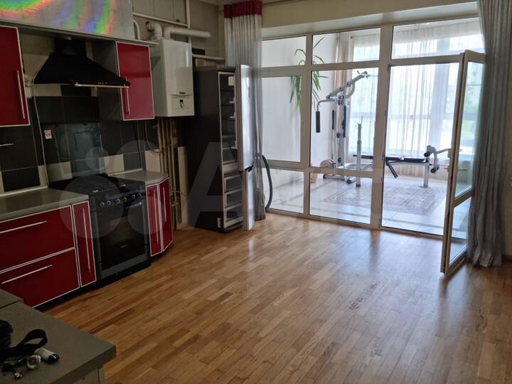 3-к. квартира, 123,4 м², 2/10 эт.