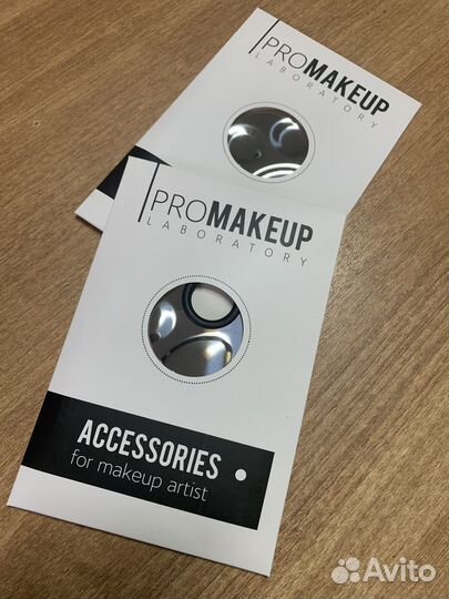 Promakeup lab палитра + шпатель