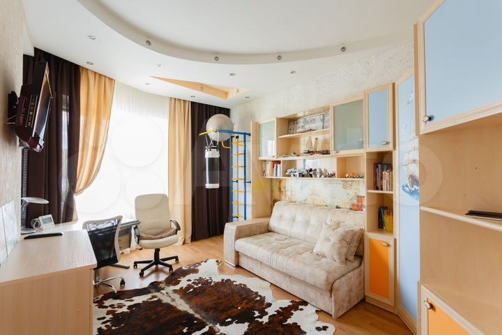 3-к. квартира, 101,8 м², 11/16 эт.