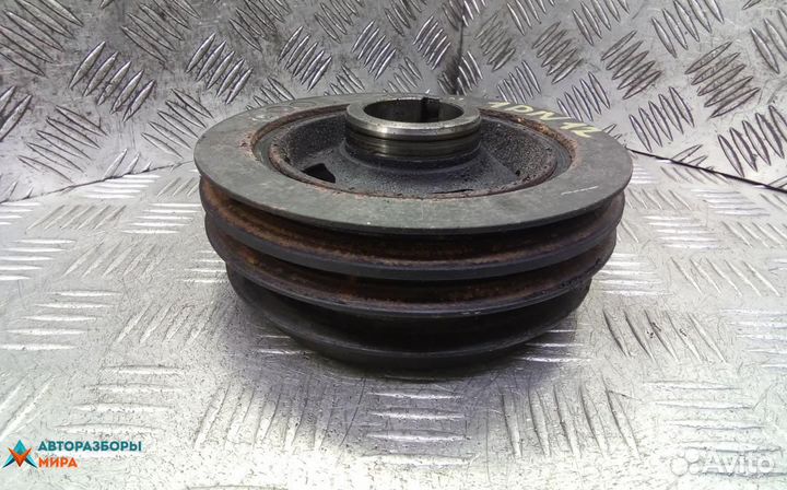 Шкив коленвала Mitsubishi Pajero 4 2009