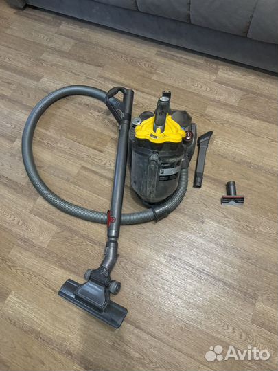 Пылесос Dyson dc29