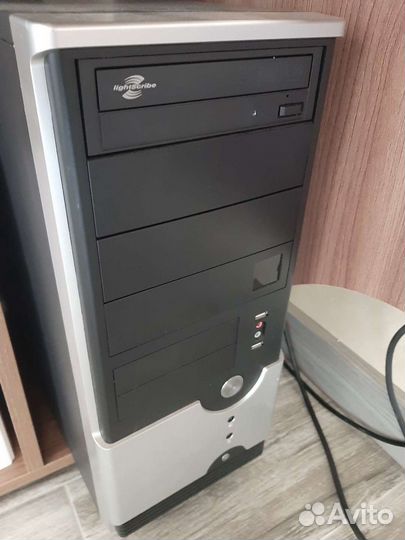 Компьютер для школы и не только с монитором бу