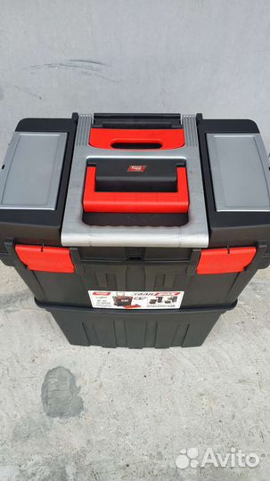 Ящик для инструмента на колесах