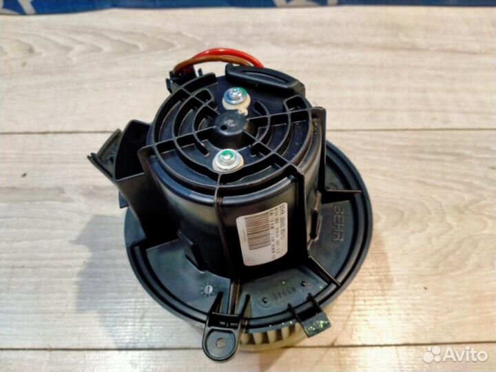 Мотор печки Mercedes-Benz 212.054 E 300 212