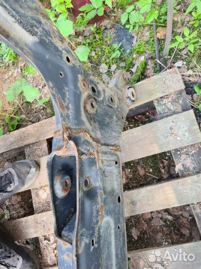 Подрамник передний Volvo S80 2 2.5 T 2012