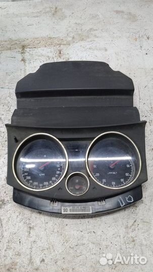 Панель приборов Opel Astra Н 2010