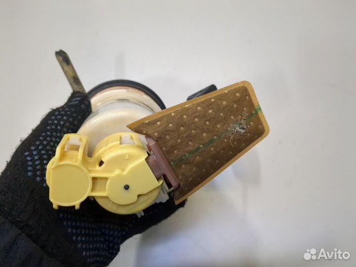 Насос топливный электрический Toyota Camry V40, 20