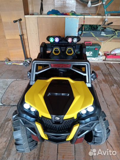 Детский электромобиль бу