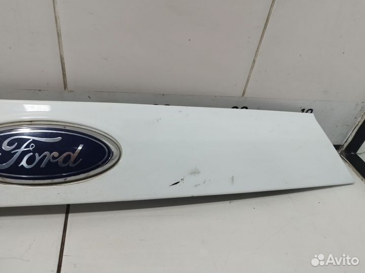 Накладка крышки багажника Mondeo IV 2007-2015
