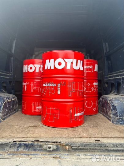 Motul 8100 X-cess 5W-30 / Бочка 208 л