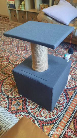 Домик для кошки с когтеточкой