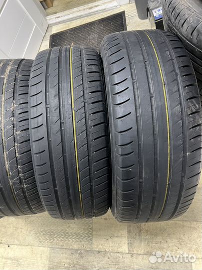 Viatti Strada Asimmetrico 215/55 R17