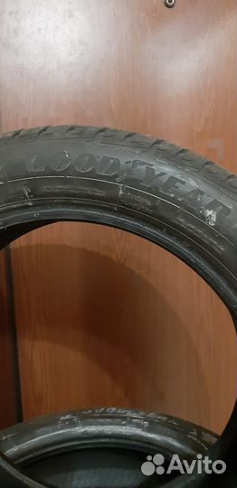 Goodyear UltraGrip 205/55 R17 91H