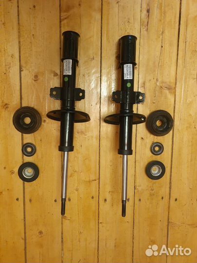 Передние амортизаторы рено дастер, ниссан террано
