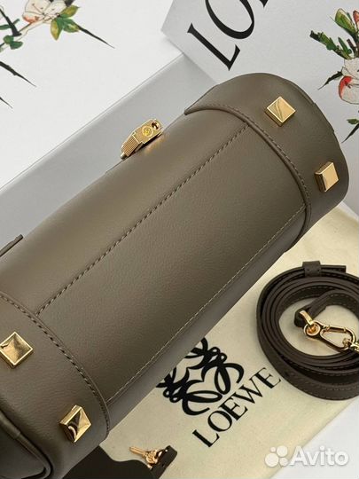 Сумка Loewe женская из натуральной кожи