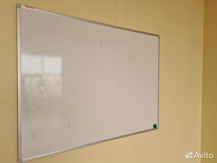 Магнитно маркерная доска